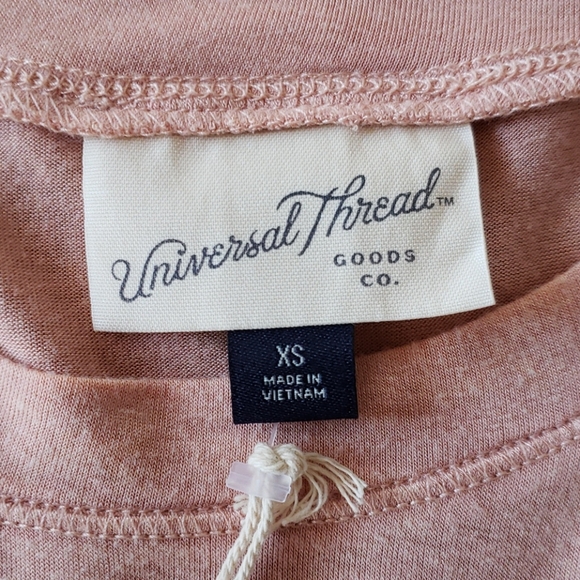 UNIVERSAL THREAD GOODS CO. LONG SLEEVED SHIRT - Picture 2 of 4